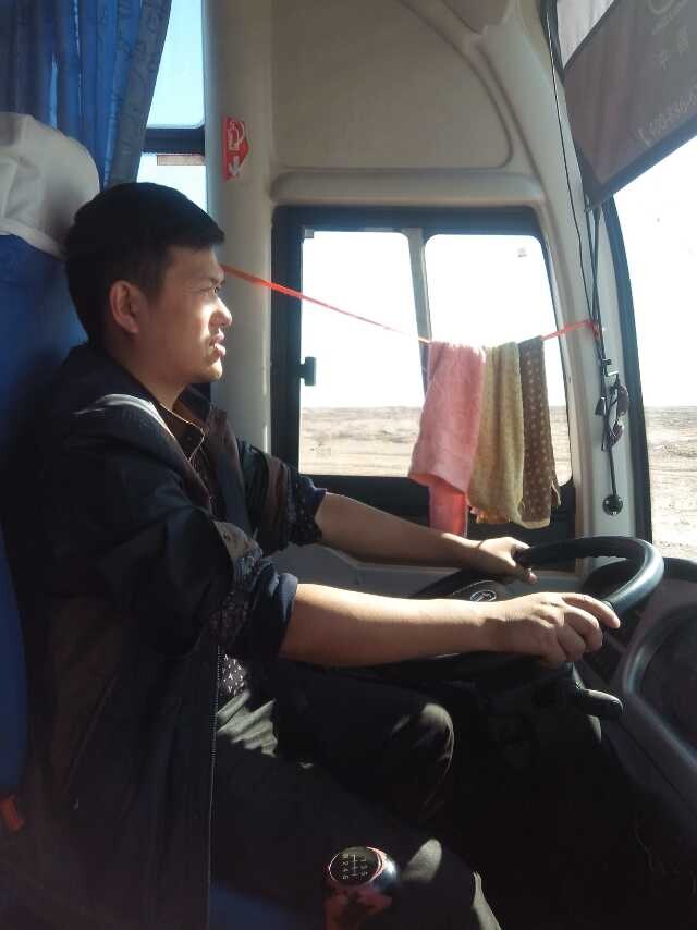 QQ图片20141003230908.jpg