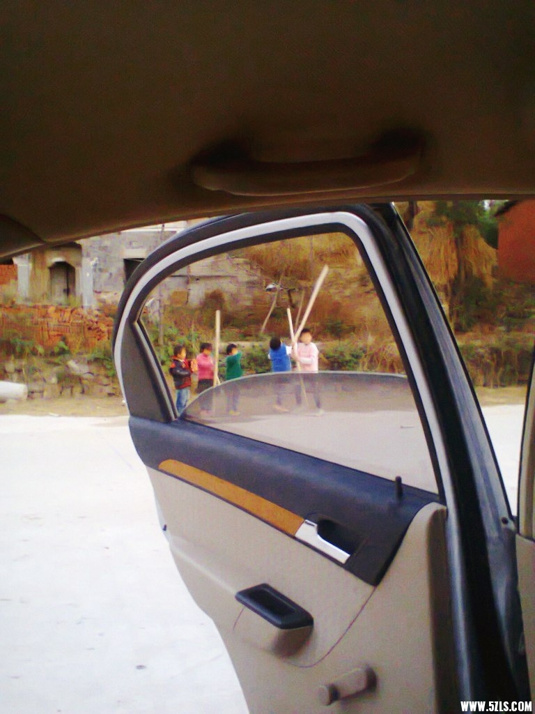Ƭ1432-Exposure.jpg
