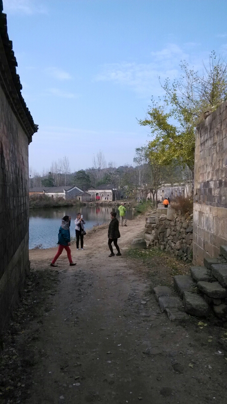 105640jc01444cyy8t0dcy.jpg