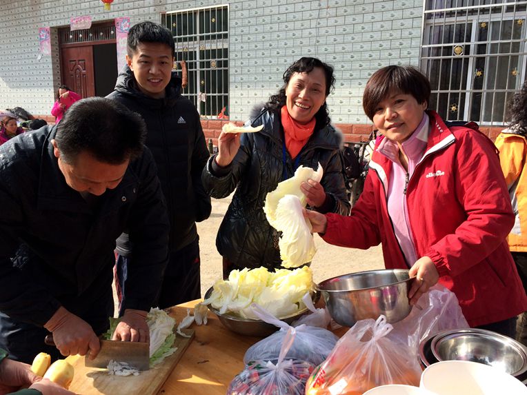 青少年宫年饭.jpg