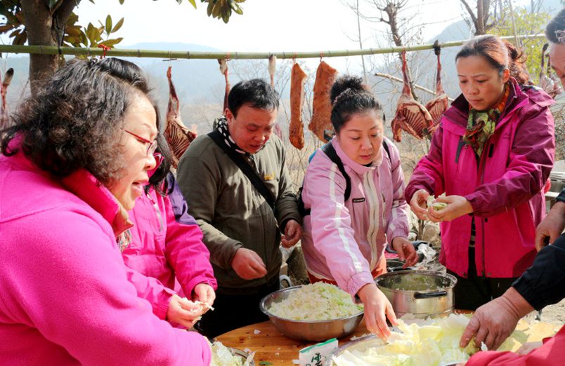 青少年宫年饭.jpg
