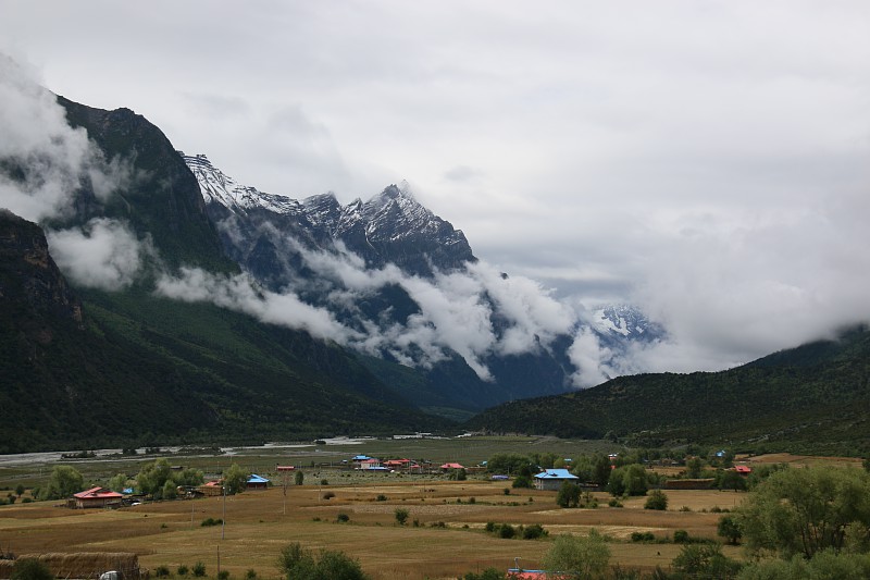 img043.jpg