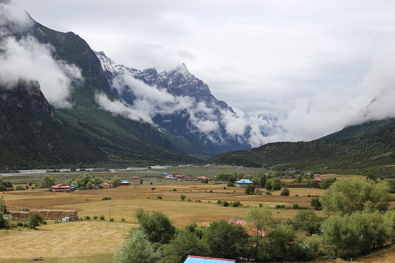 img009.jpg