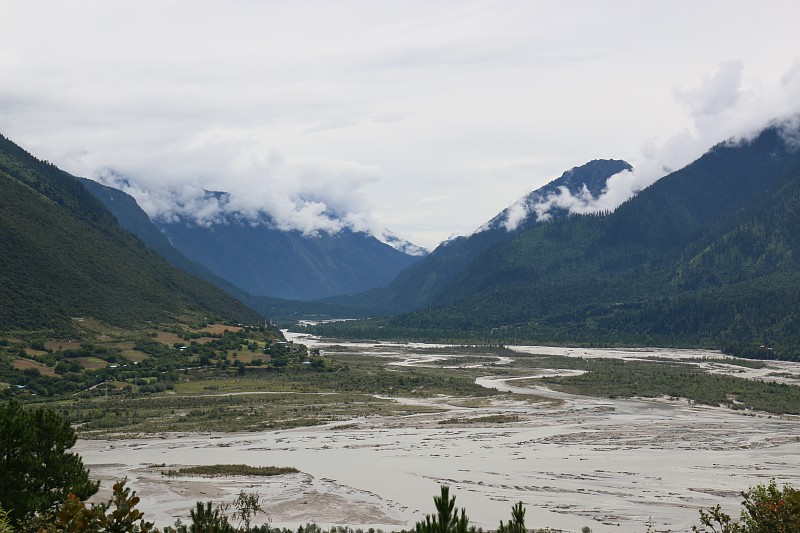 img033.jpg