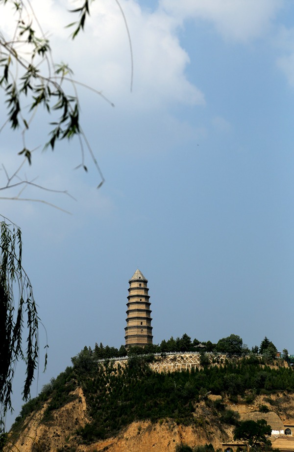 img_9957__.jpg