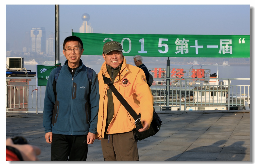 7b5a7375_dh.jpg