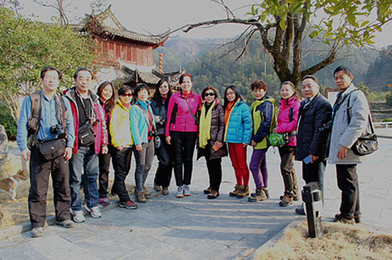 img_0921_西递合影1.jpg