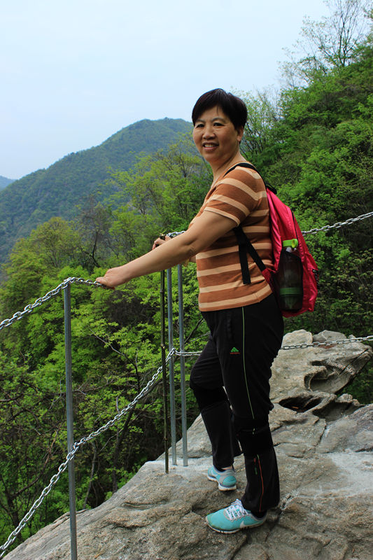 英山天马寨赏杜鹃 382_副本.jpg