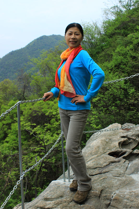 英山天马寨赏杜鹃 388_副本.jpg