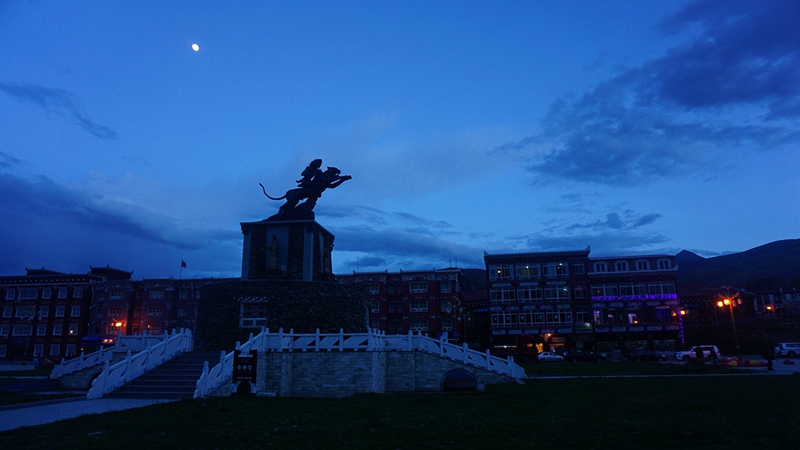 dsc01129_.jpg