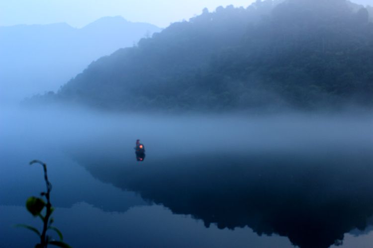 ɽ 323_.jpg