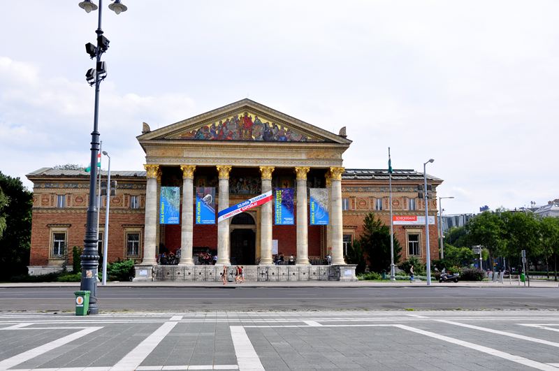 Ժ.jpg