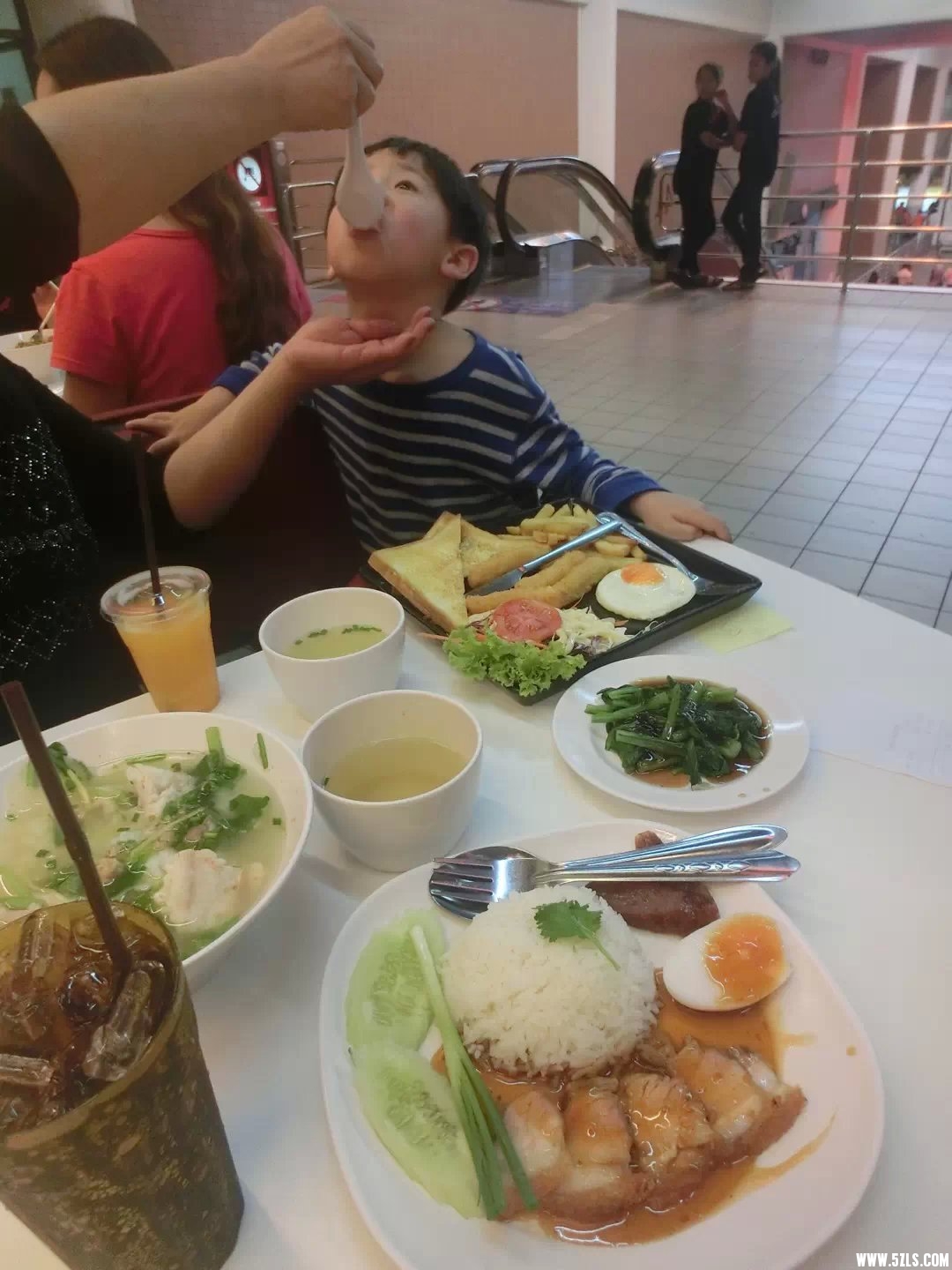 00.jpg