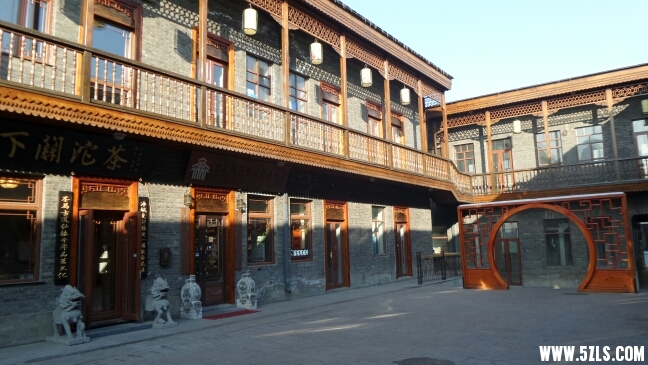 065405owwlaybm75mlyll6.jpg