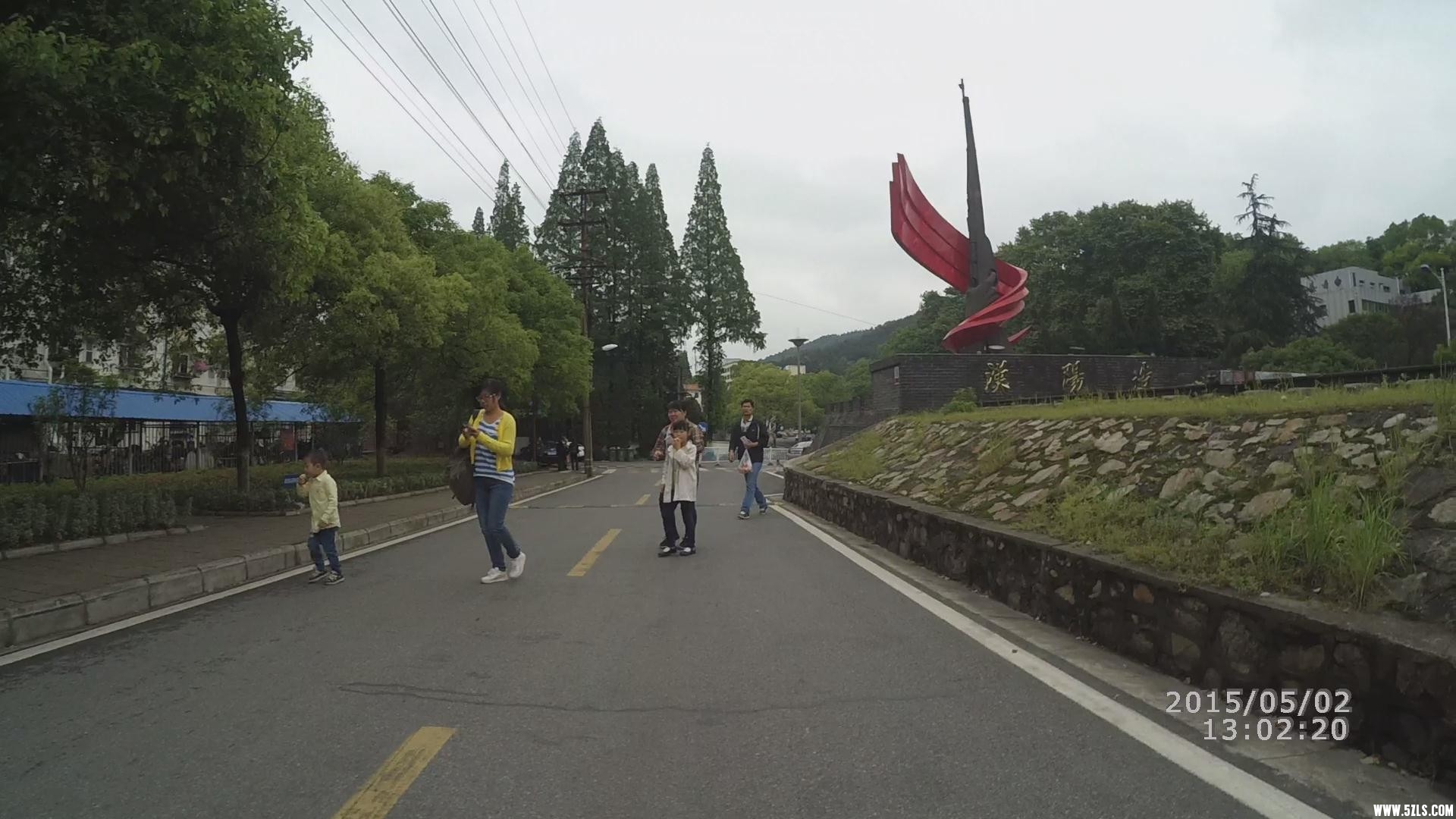 05.jpg