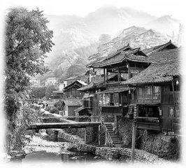 苗寨吊脚楼.jpg