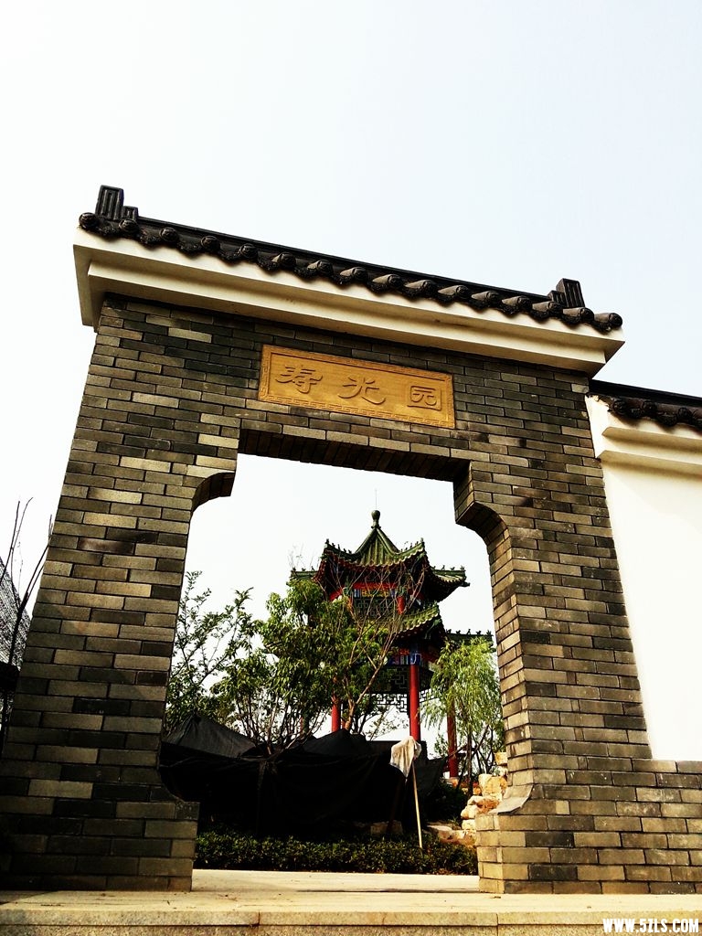 P50830-090508-001_.jpg