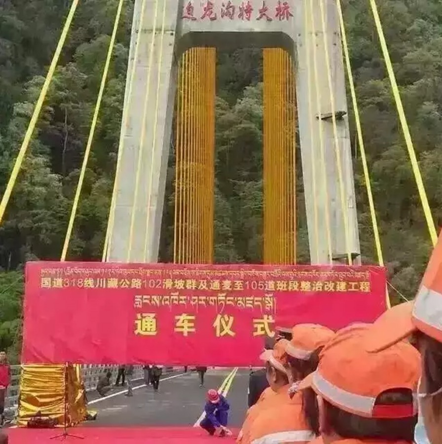 142034sj5qq19ufdo315bj_.jpg
