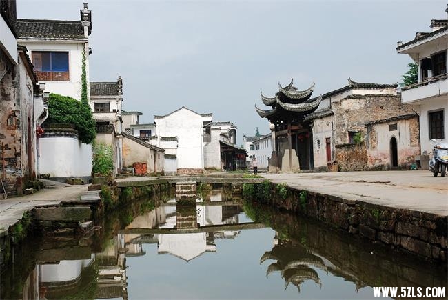 Ī1.jpg