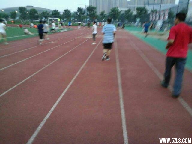 204312zfkxw0exkf8kzxxc.jpg