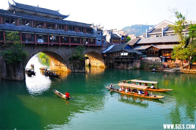 凤凰古城”2.jpg
