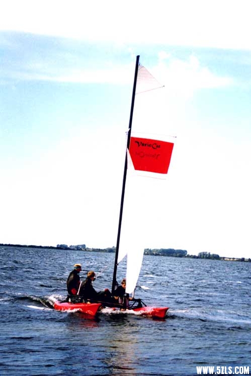 VarioCat-mit-Kajak.jpg