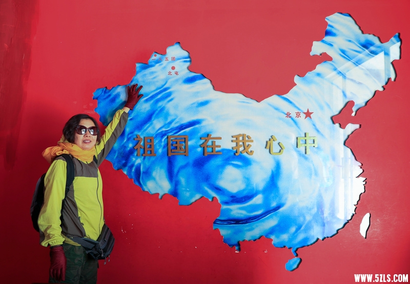 CE6I6460_副本_1.jpg