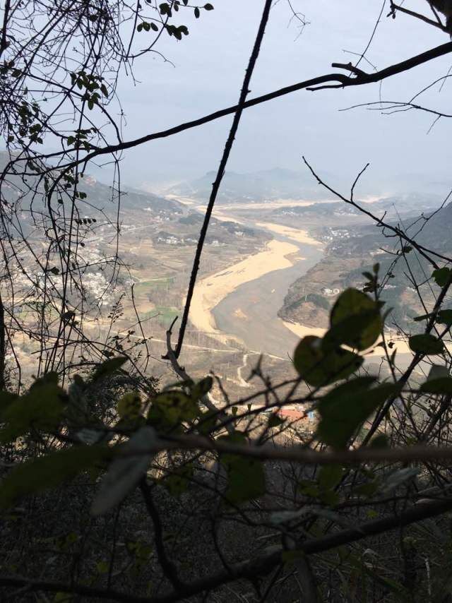 02.jpg
