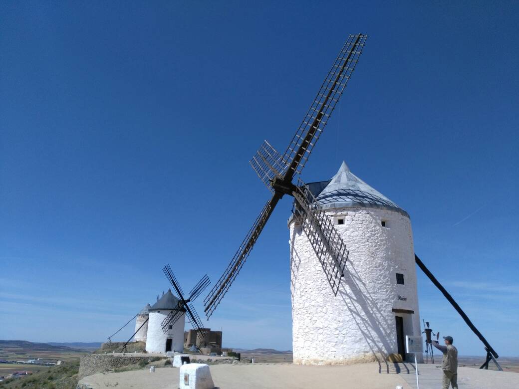 035831ylryrbirfvjuququ.jpg