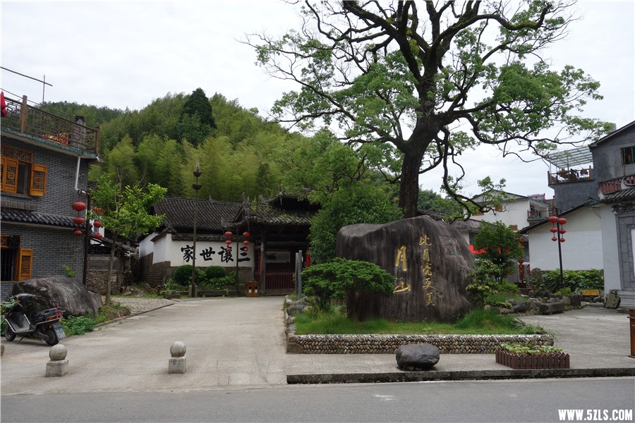 DSC01169_.jpg
