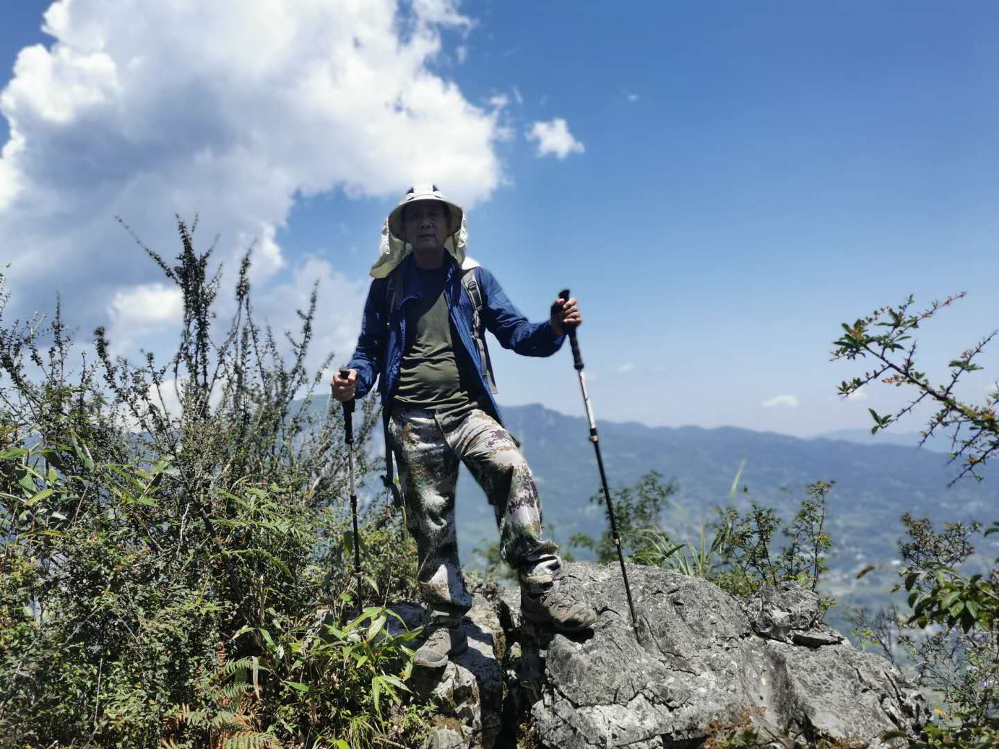 朝东岩最高峰