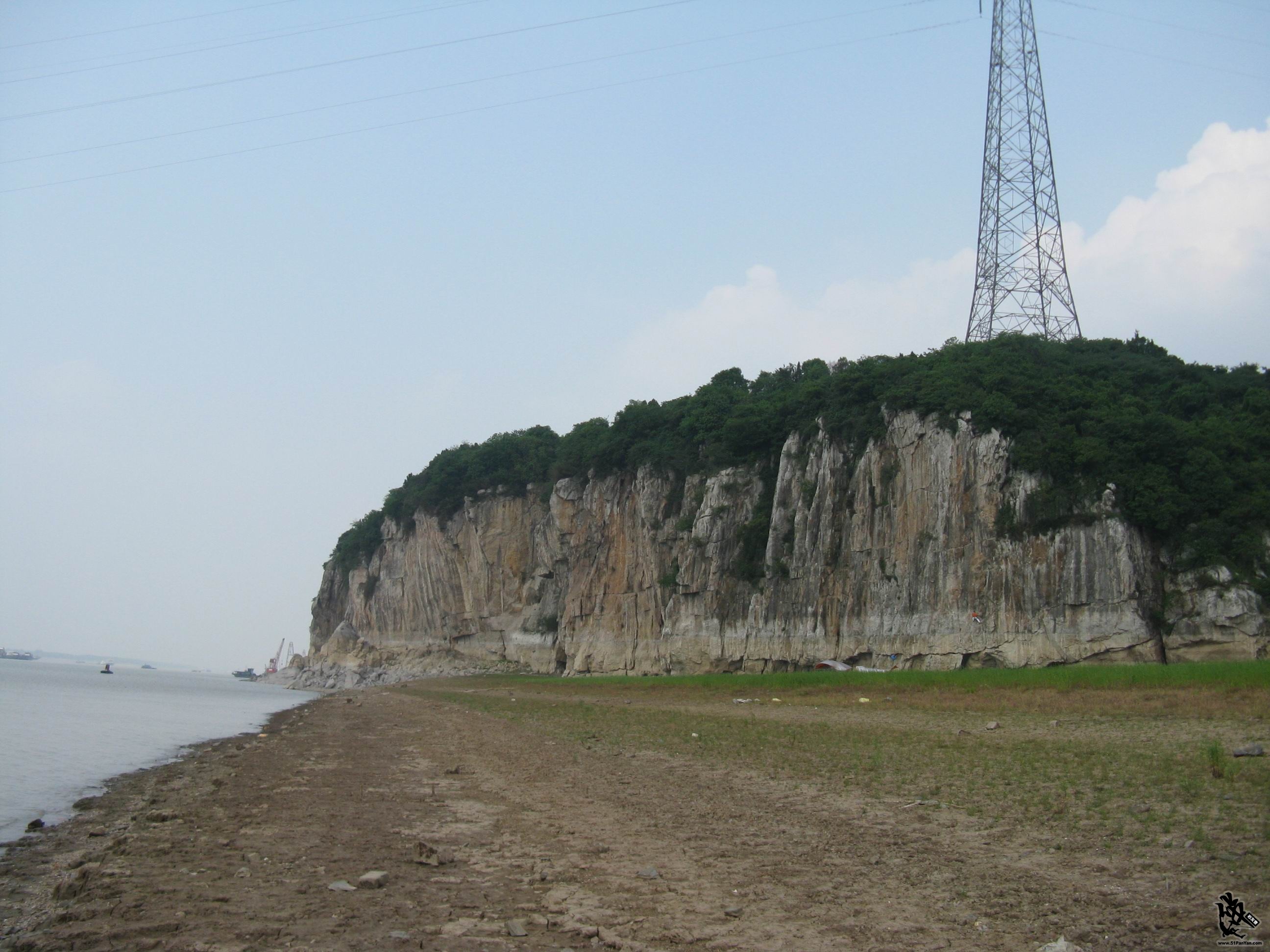 Ƭ 064.jpg