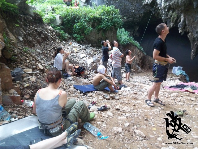 100_4050~1.jpg