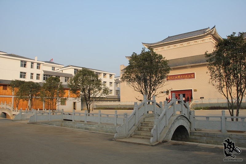 IMG_4861_.jpg