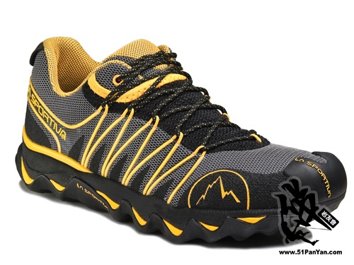 Quantum - black yellow.jpg