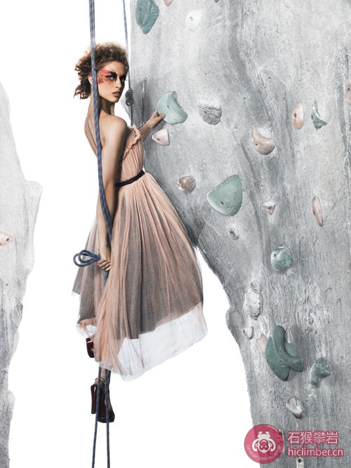 americas-next-top-model-season-9-rock-climbing-jenah.jpg