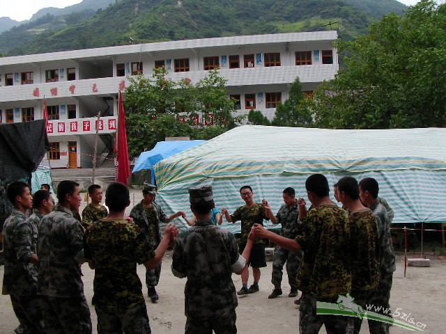 学跳锅庄