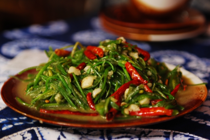 此菜名曰：水性扬