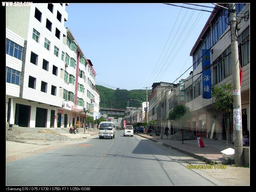 S7300182.JPG