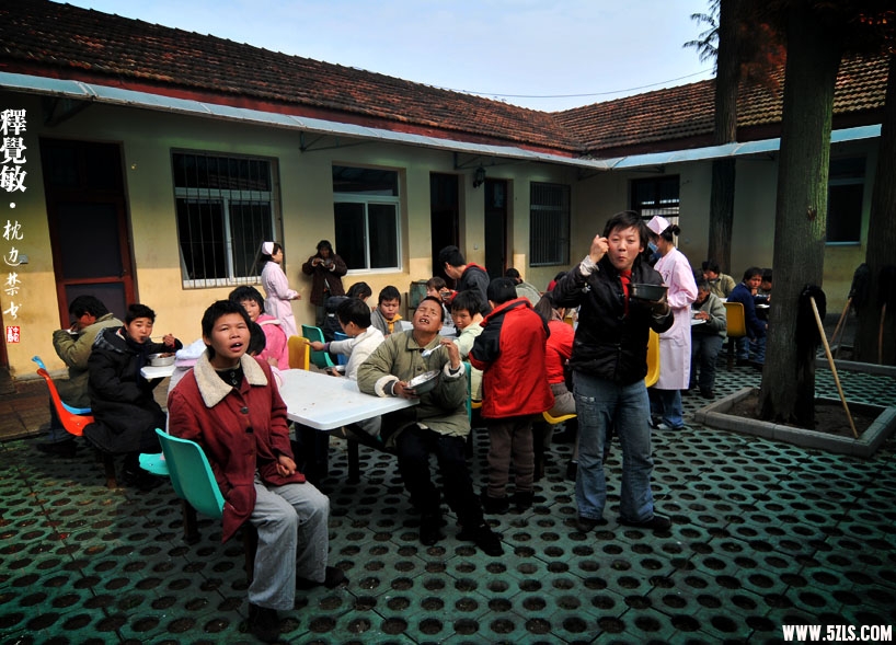a001.jpg