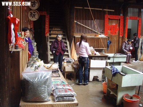 P2140266-1.jpg