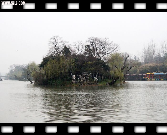 Ƭ1 114.jpg