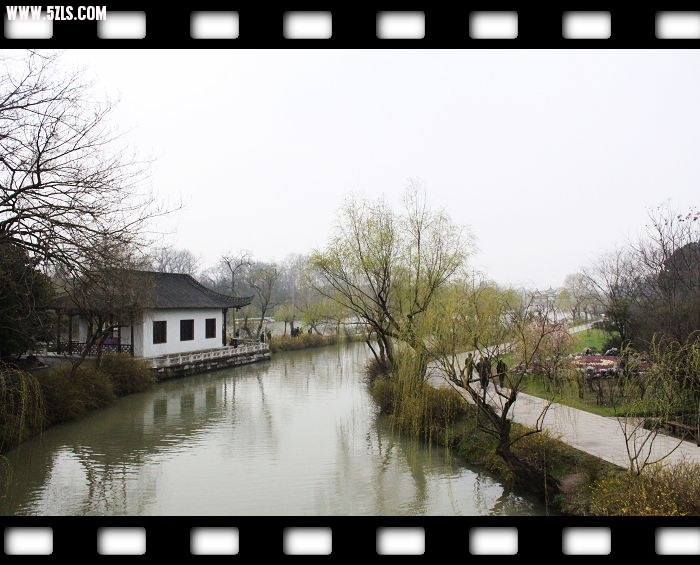 Ƭ1 168.jpg