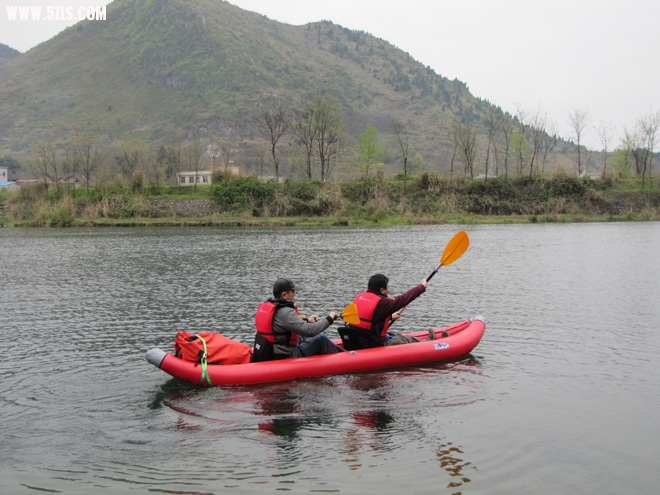 Ƭ 055.jpg