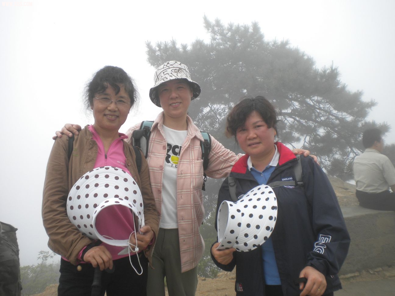 Ƭ 009.jpg