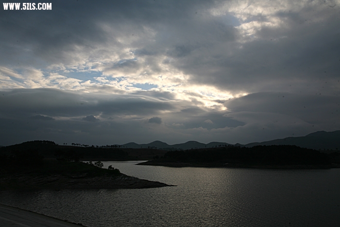 20105241530177089.jpg