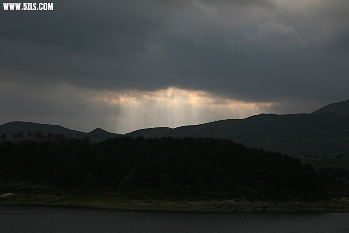 201052415124660241.jpg