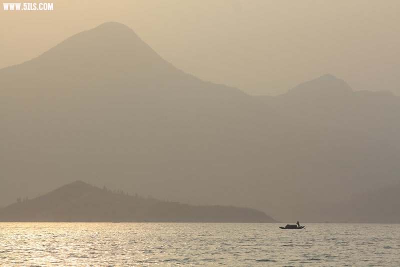 水墨画般的景