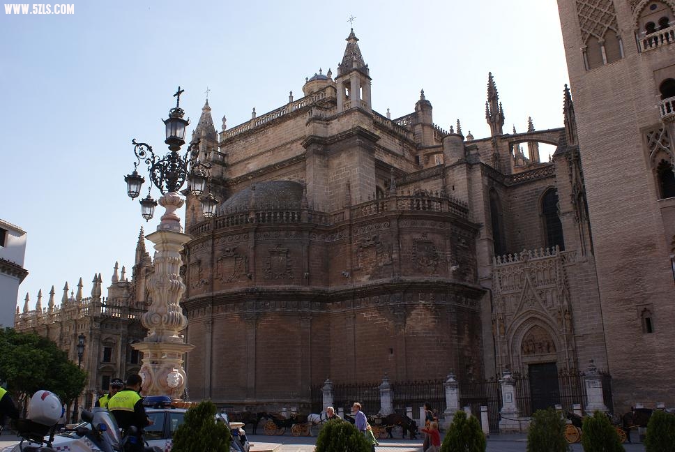 Sevilla大教堂的背面