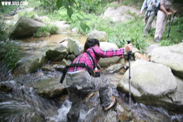 Ƭ 060.jpg